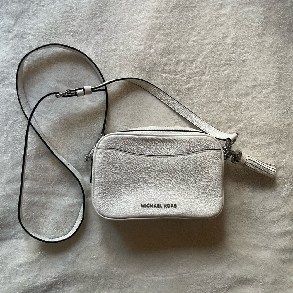 White Michael Kors Crossbody Bag